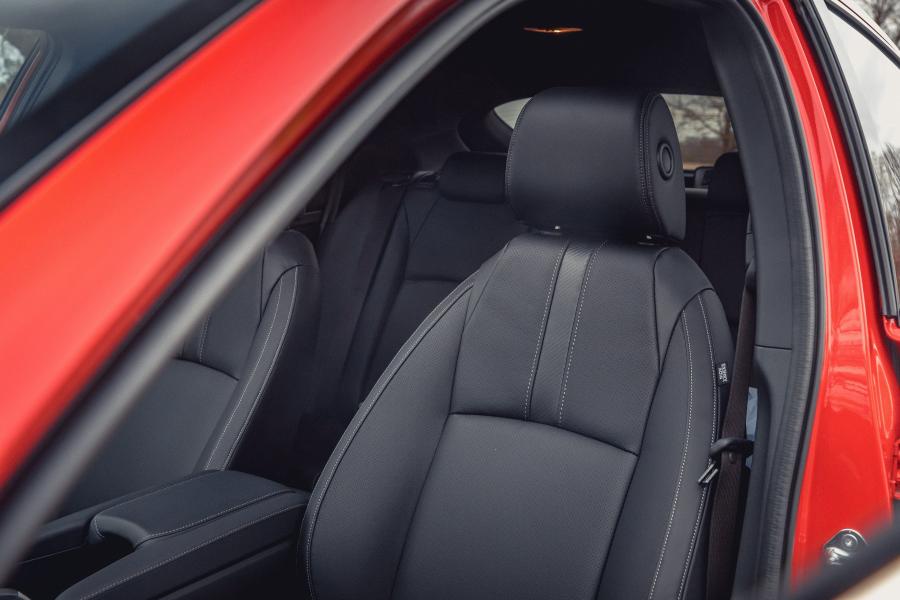 Детали интерьера Honda Civic Hatchback (FK7) 2017 года  (UK) (фото 11 из 41)